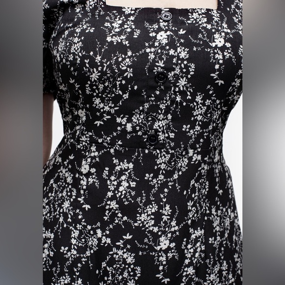 NEW Disturbia Naomi Squareneck Floral Dress Black White Size 2 US Midi Maxi NWOT - Picture 3 of 11